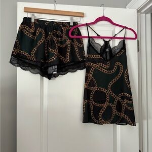 NWT Plush Pajamas Short Two Piece Set in Size Small